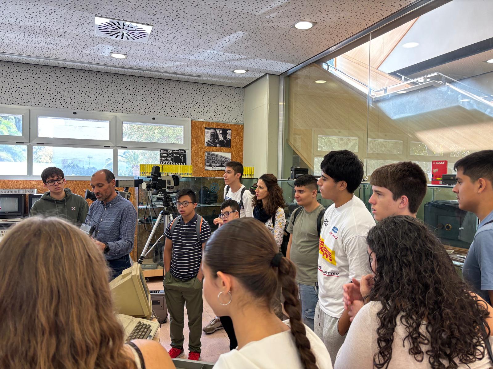 Visita al MUSAX, museo del IES Alfonso X 